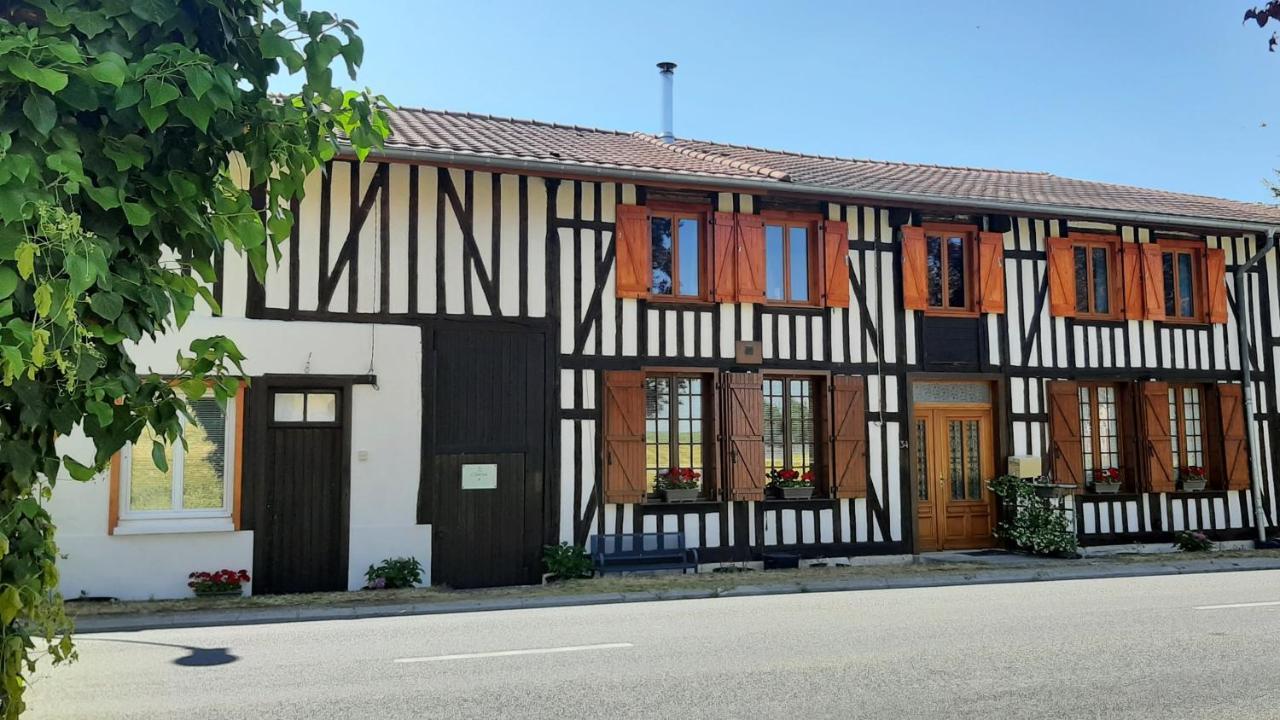 Chatrou Chatelraould-Saint-Louvent Exteriör bild